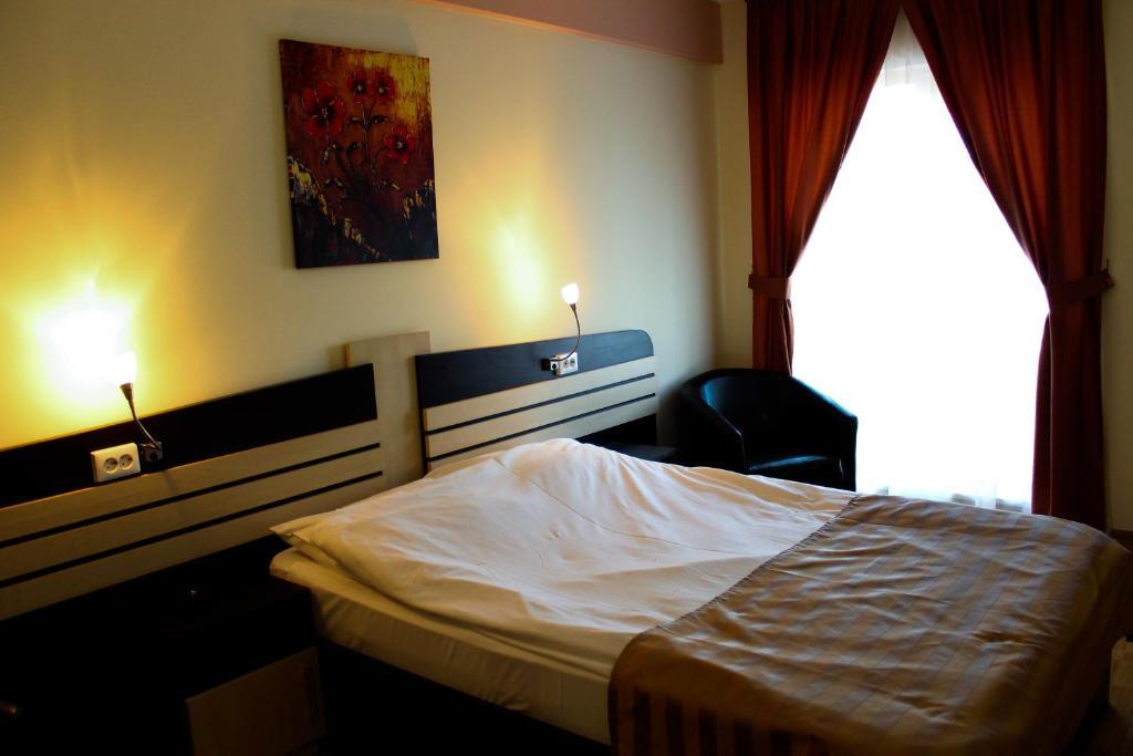 Hotel Zimbru Yaş Oda fotoğraf