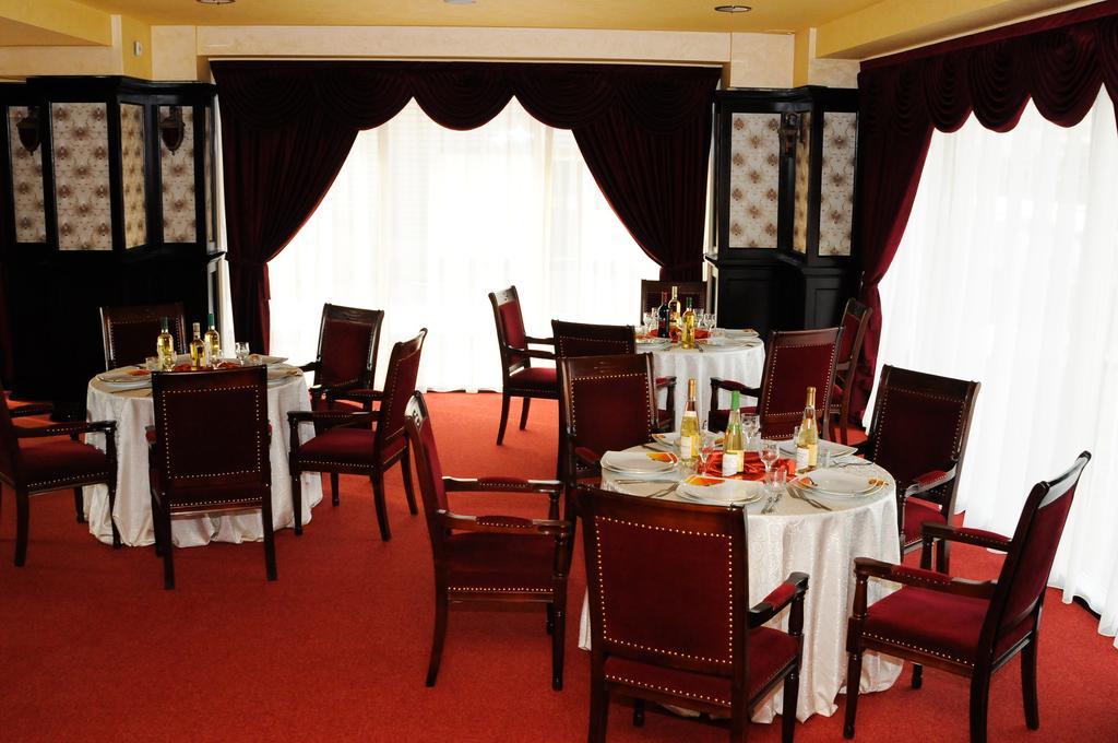 Hotel Zimbru Yaş Dış mekan fotoğraf